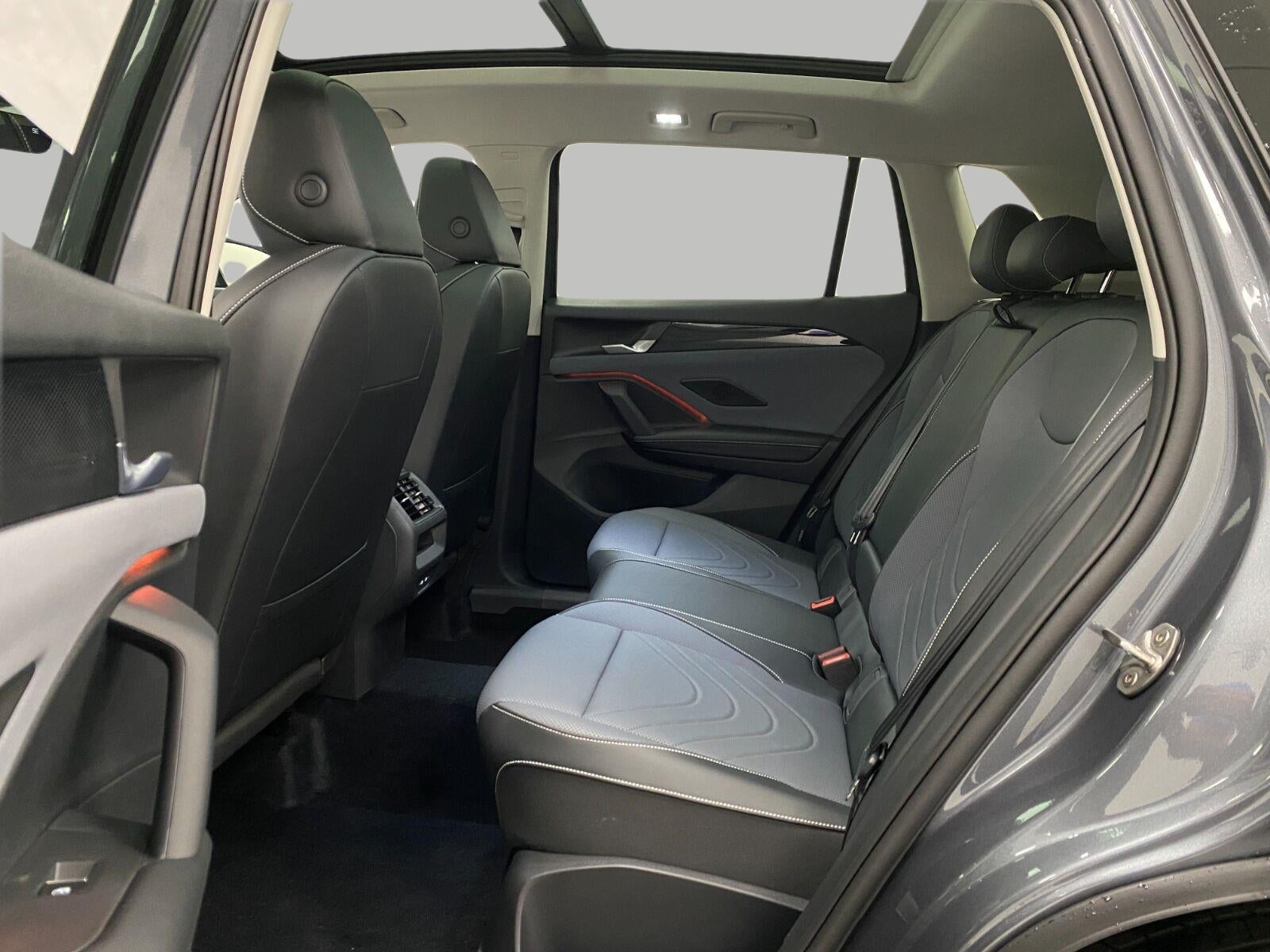 2026 Volkswagen Tiguan SE 4MOTION