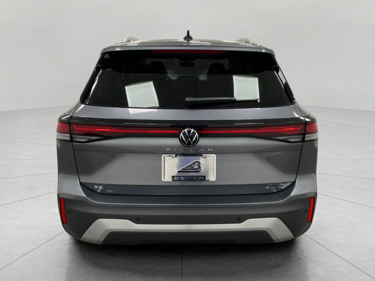 2026 Volkswagen Tiguan SE 4MOTION