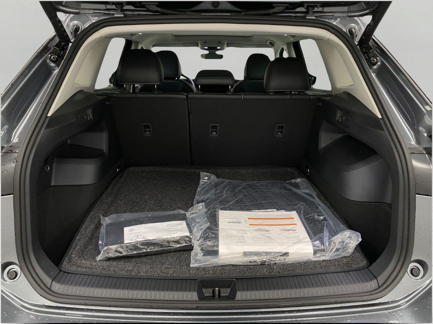 2026 Volkswagen Tiguan SE 4MOTION