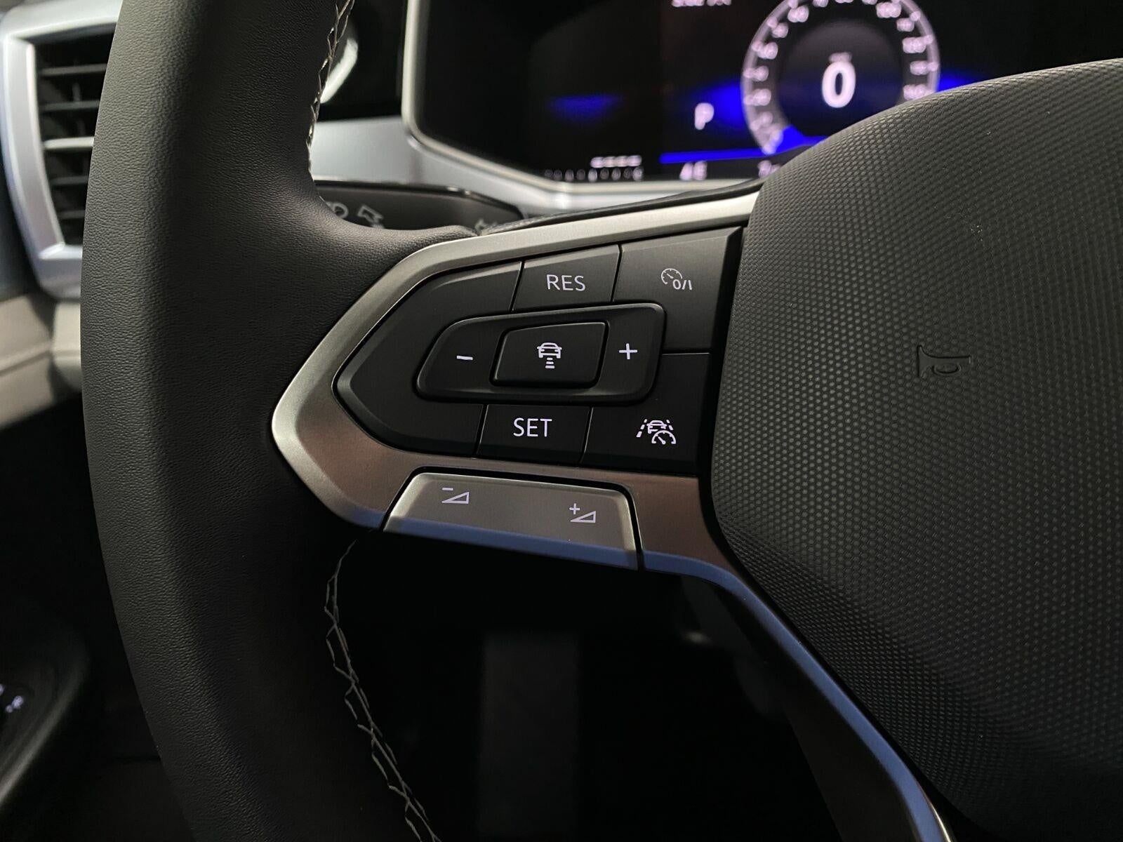 2026 Volkswagen Taos SE 4MOTION