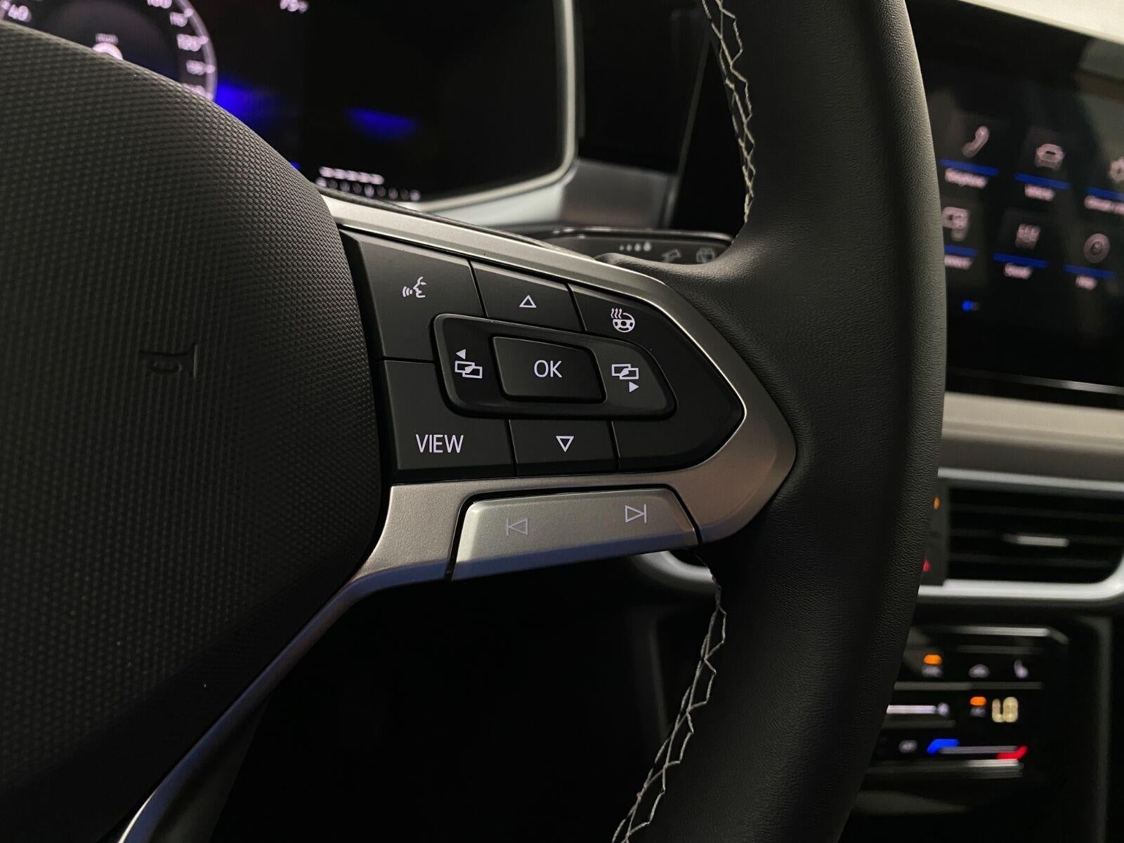 2026 Volkswagen Taos SE 4MOTION