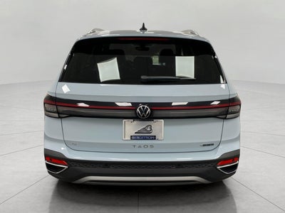 2026 Volkswagen Taos SE 4MOTION