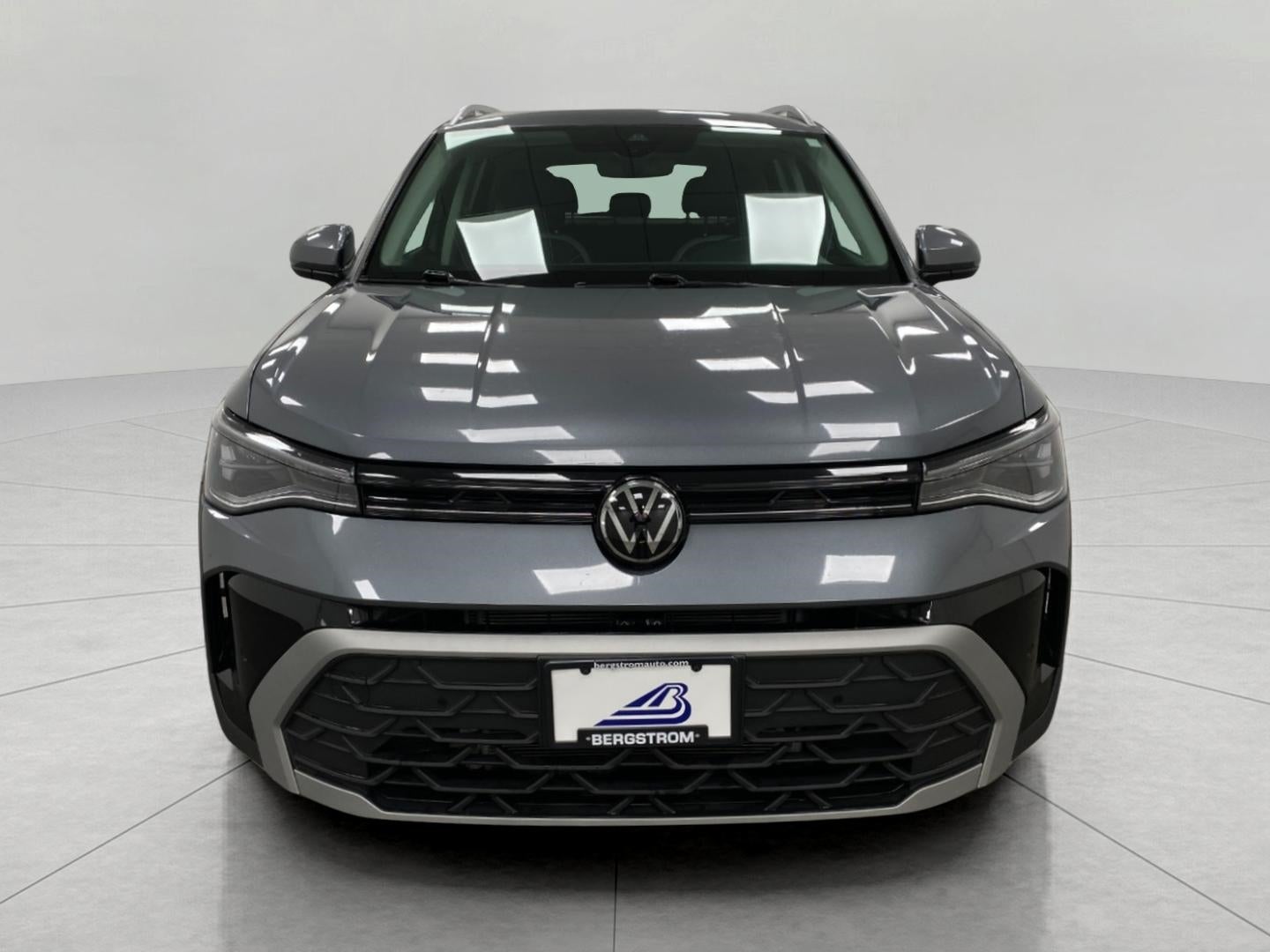 2025 Volkswagen Taos SE 4MOTION