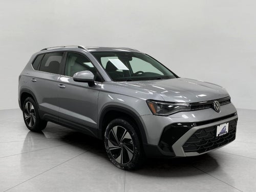 2025 Volkswagen Taos SE 4MOTION