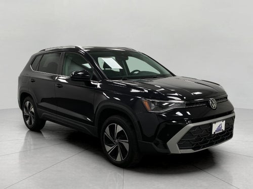 2025 Volkswagen Taos SE 4MOTION