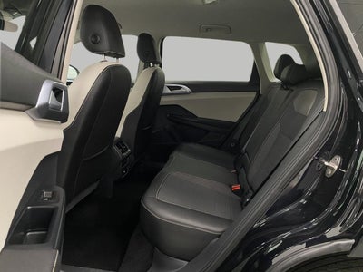 2025 Volkswagen Taos SE 4MOTION