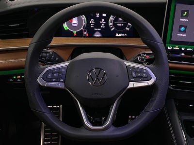 2026 Volkswagen Tiguan SEL R-Line Turbo 4MOTION