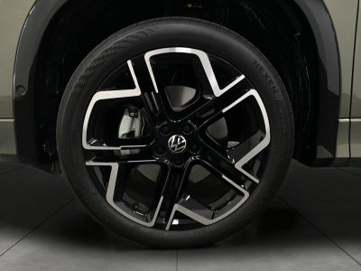 2026 Volkswagen Tiguan SEL R-Line Turbo 4MOTION