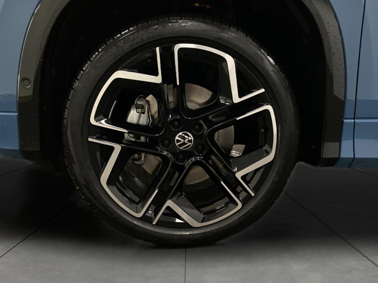 2026 Volkswagen Tiguan 2.0T SEL R-Line Turbo 4MOTION