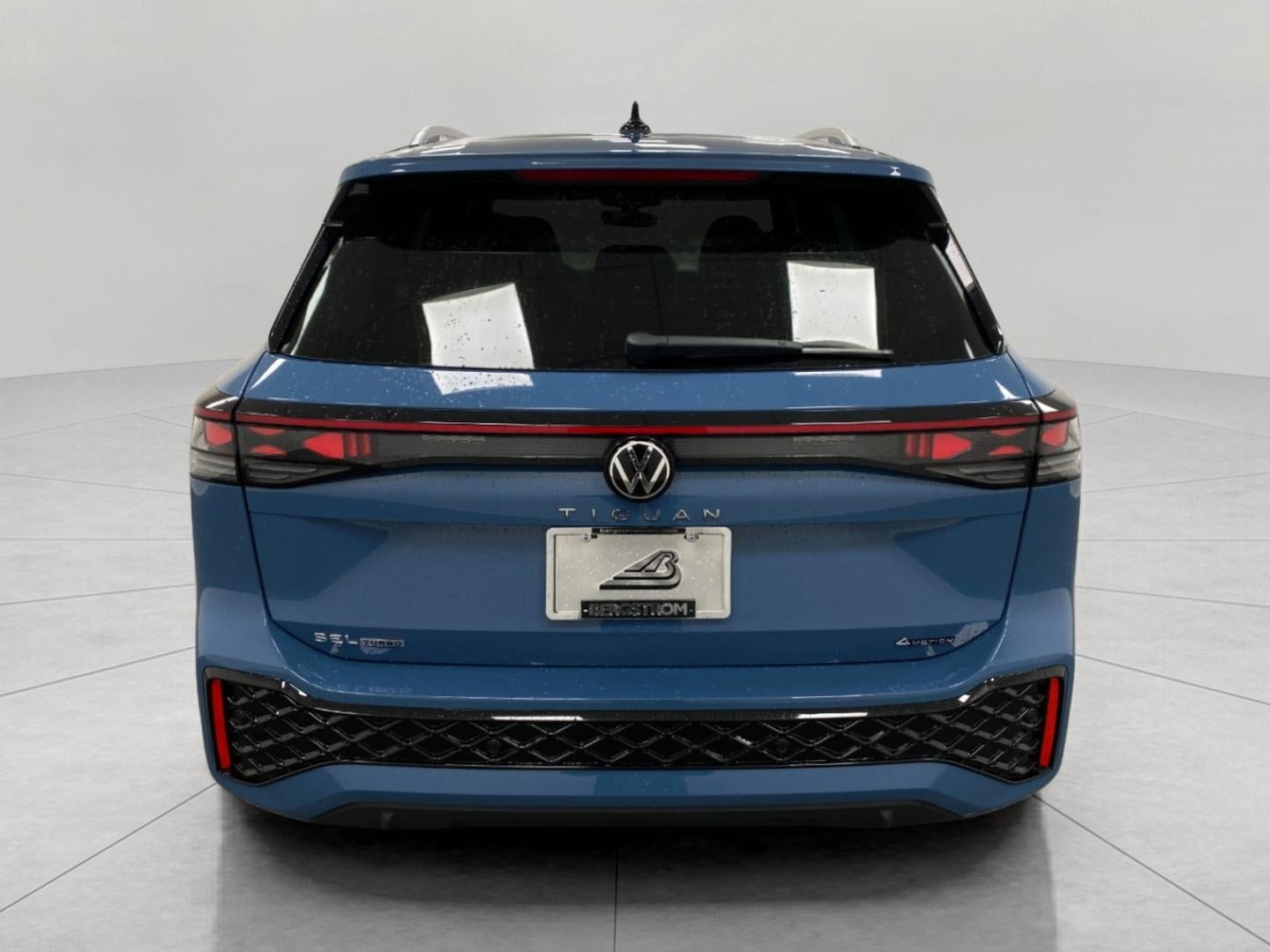 2026 Volkswagen Tiguan 2.0T SEL R-Line Turbo 4MOTION