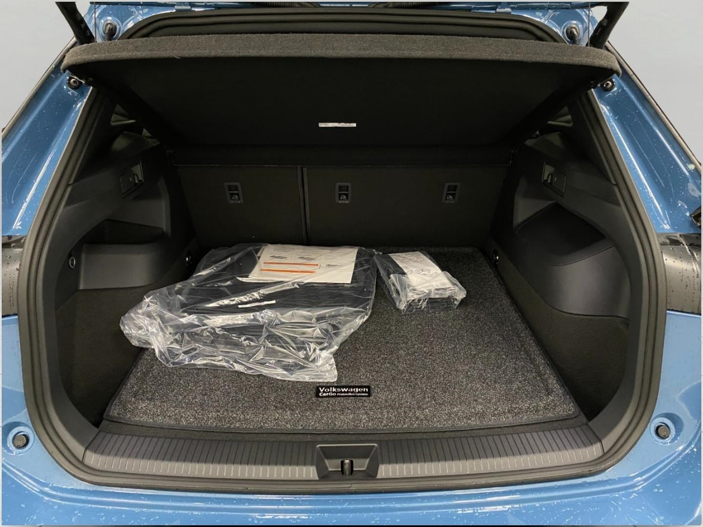 2026 Volkswagen Tiguan 2.0T SEL R-Line Turbo 4MOTION