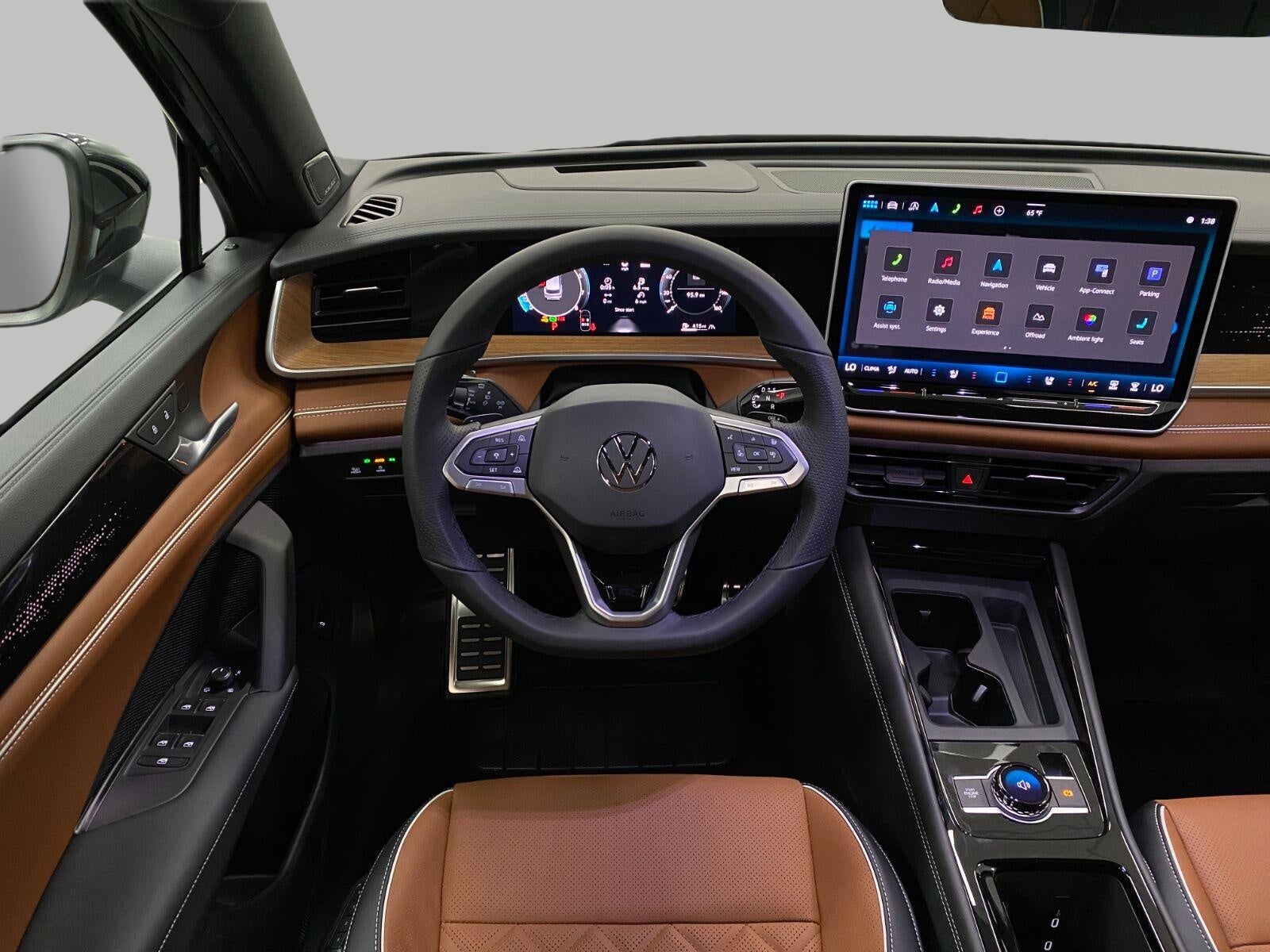 2026 Volkswagen Tiguan SEL R-Line Turbo 4MOTION
