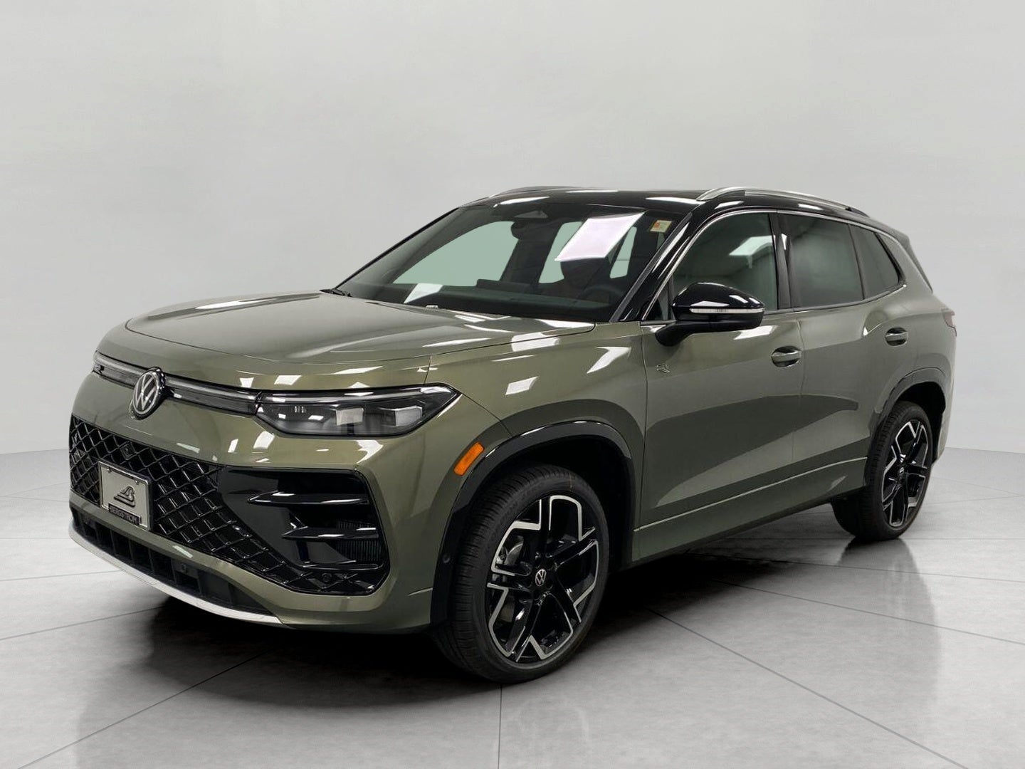 2026 Volkswagen Tiguan SEL R-Line Turbo 4MOTION
