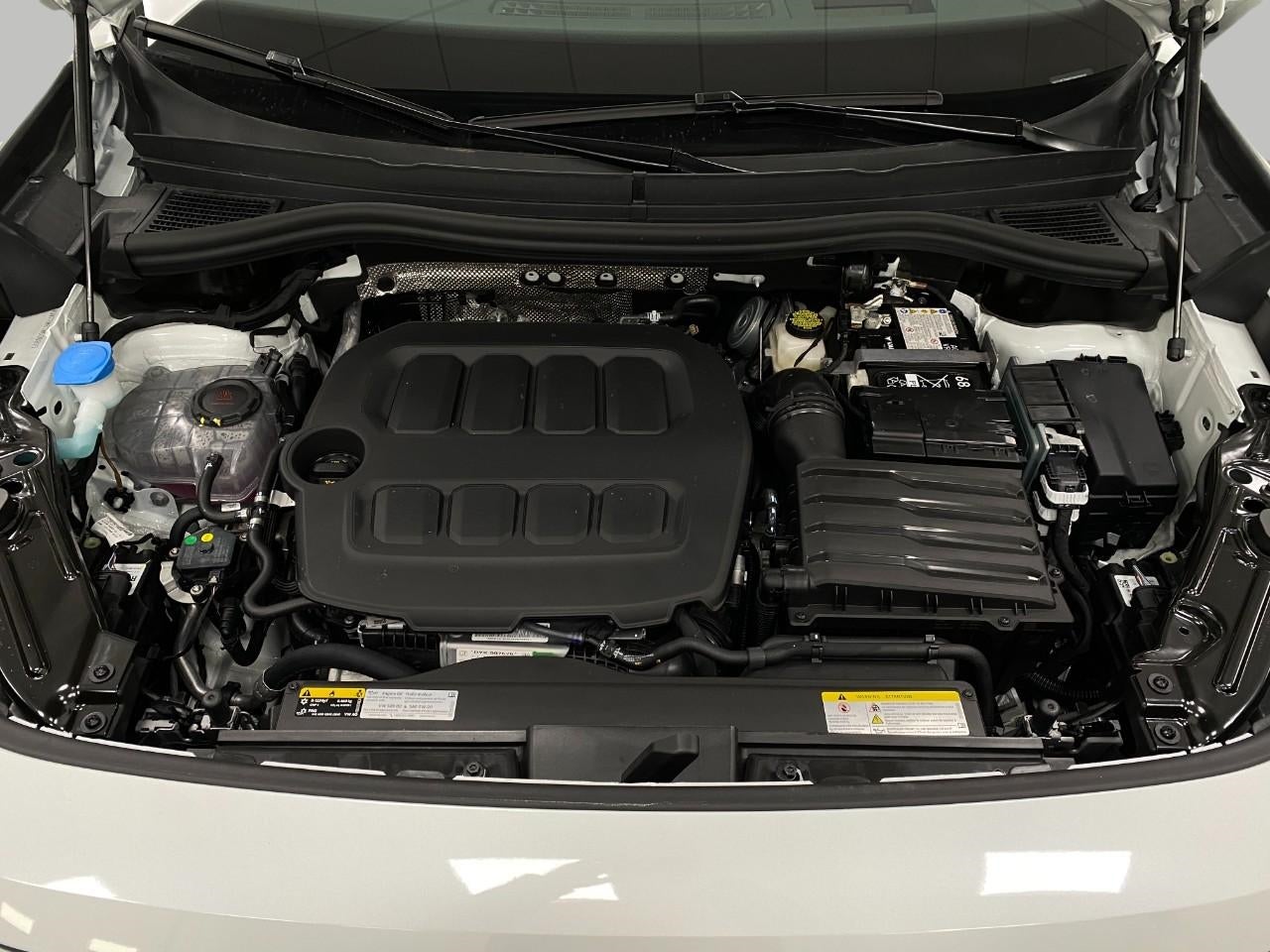 2026 Volkswagen Tiguan 2.0T SEL R-Line Turbo 4MOTION