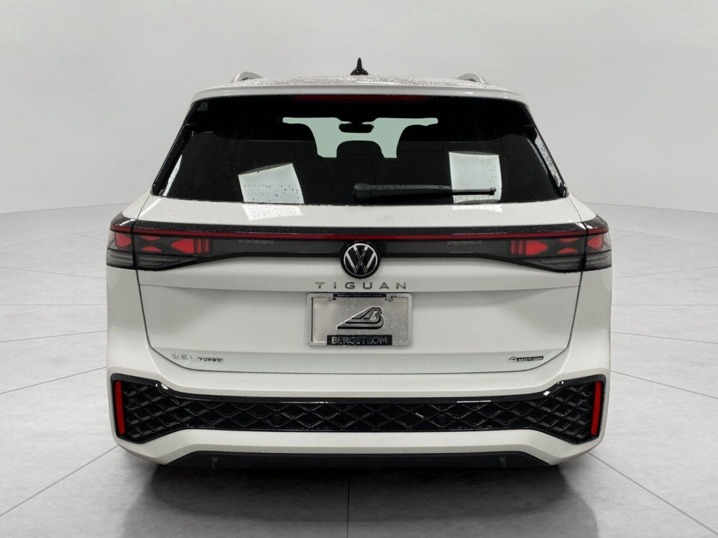 2026 Volkswagen Tiguan SEL R-Line Turbo 4MOTION