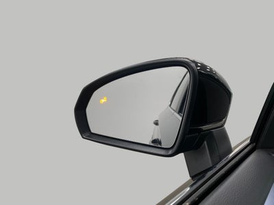 2025 Volkswagen Taos SE 4MOTION