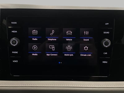 2025 Volkswagen Taos SE 4MOTION