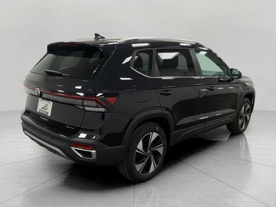 2025 Volkswagen Taos SE 4MOTION