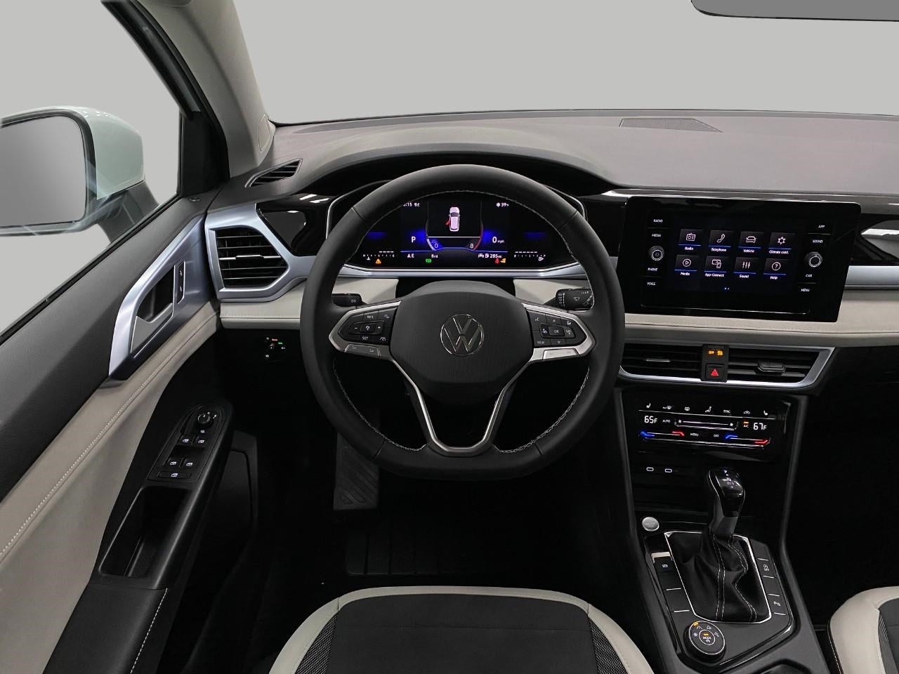 2026 Volkswagen Taos SE 4MOTION