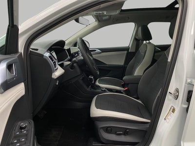 2026 Volkswagen Taos SE 4MOTION