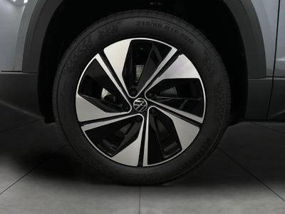 2026 Volkswagen Taos SE 4MOTION