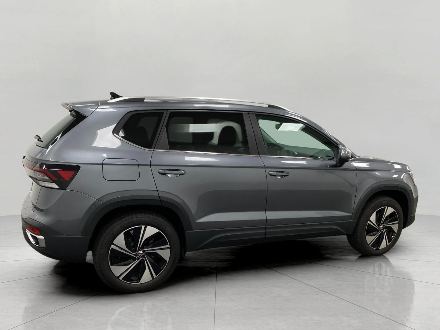 2026 Volkswagen Taos SE 4MOTION