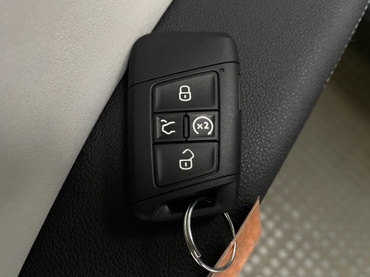 2026 Volkswagen Taos SE 4MOTION