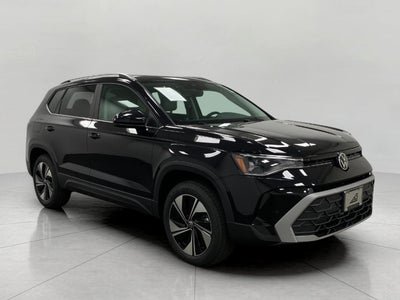 2026 Volkswagen Taos SE 4MOTION