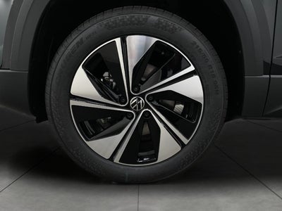2026 Volkswagen Taos SE 4MOTION