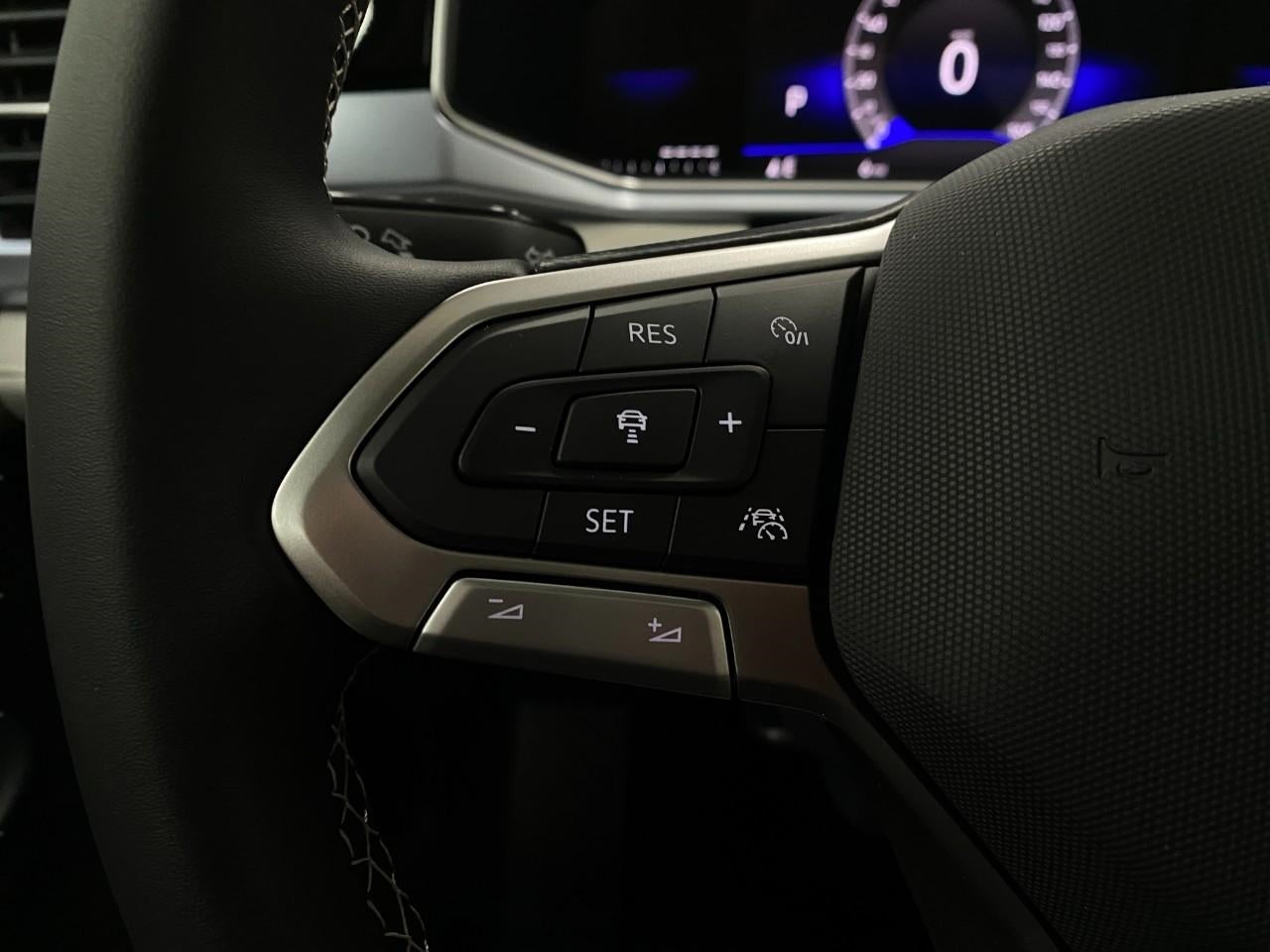 2026 Volkswagen Taos SE 4MOTION