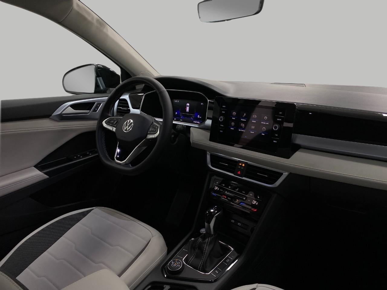 2026 Volkswagen Taos SE 4MOTION