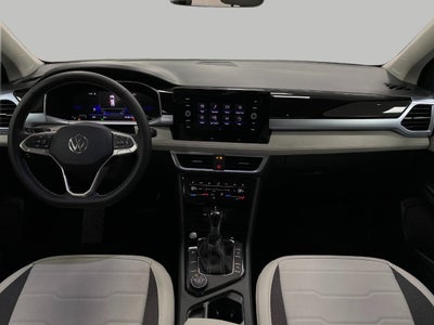 2026 Volkswagen Taos SE 4MOTION