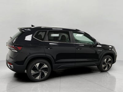 2026 Volkswagen Taos SE 4MOTION