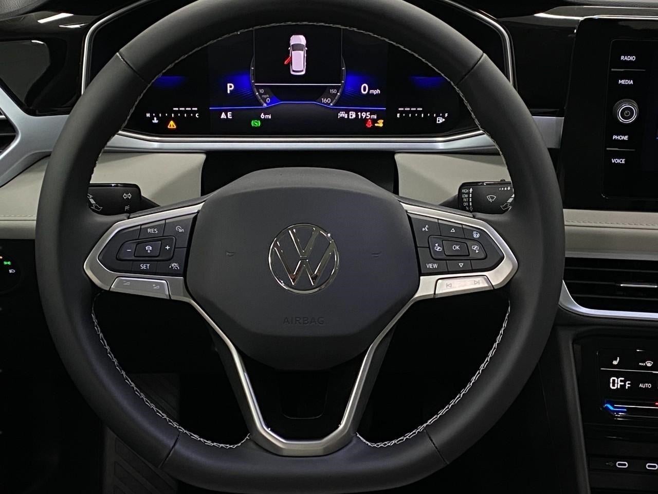 2026 Volkswagen Taos SE 4MOTION
