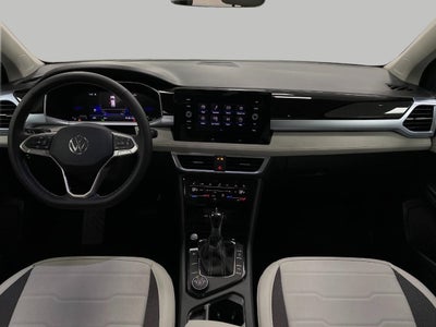 2026 Volkswagen Taos SE 4MOTION