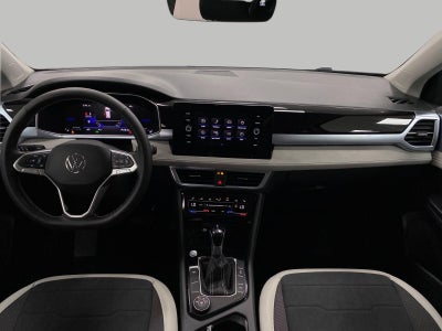 2027 Volkswagen Taos SE 4MOTION