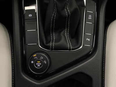 2027 Volkswagen Taos SE 4MOTION