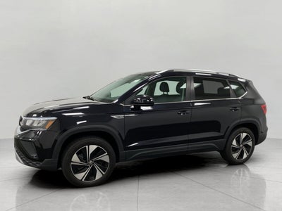 2024 Volkswagen Taos SE 4MOTION