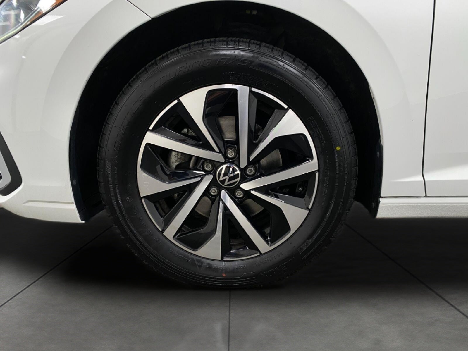 2025 Volkswagen Jetta S Auto