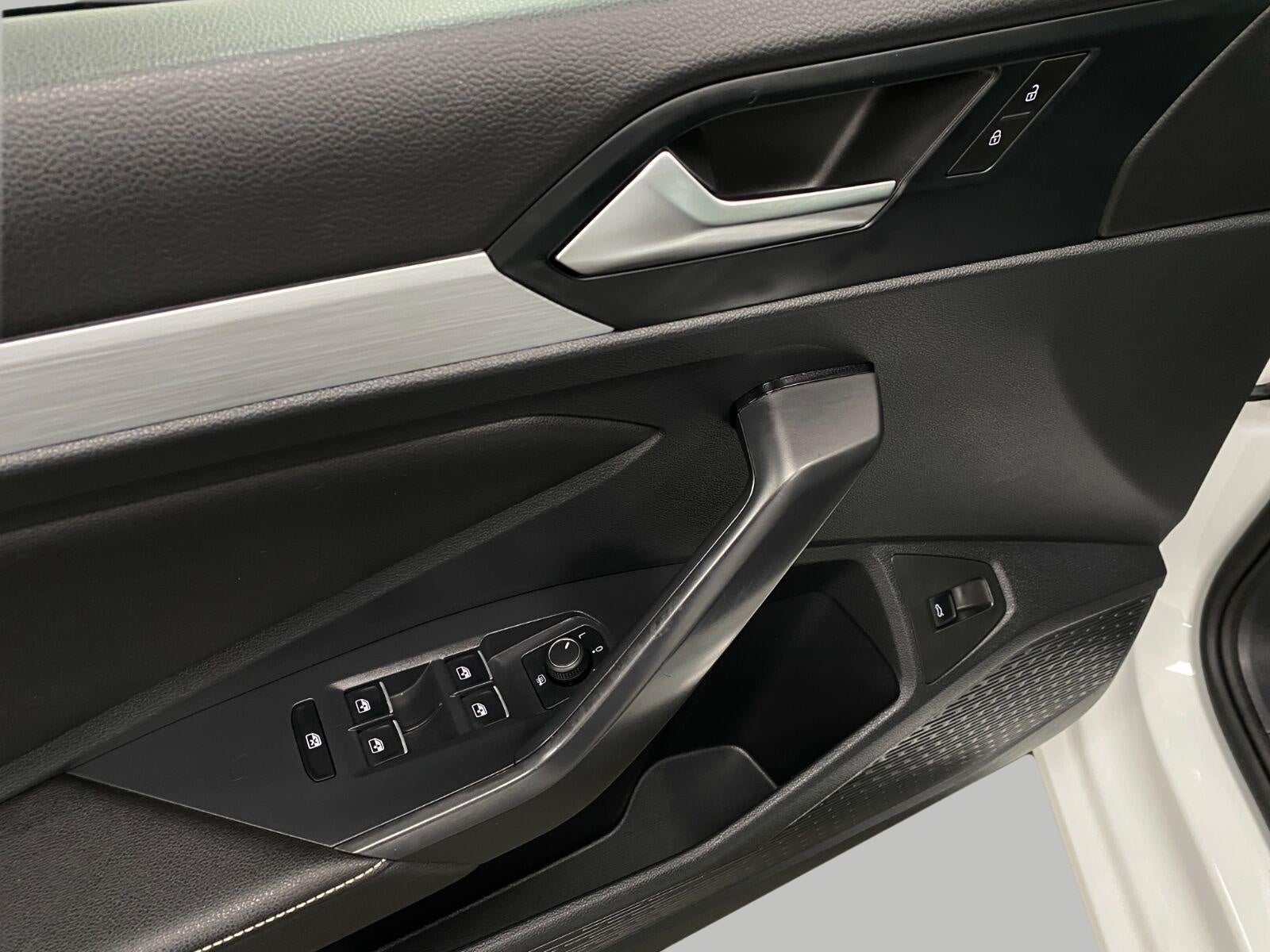 2025 Volkswagen Jetta S Auto