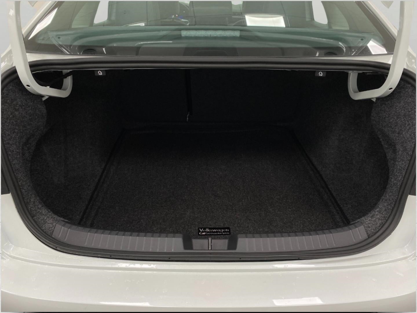 2026 Volkswagen Jetta SE Auto
