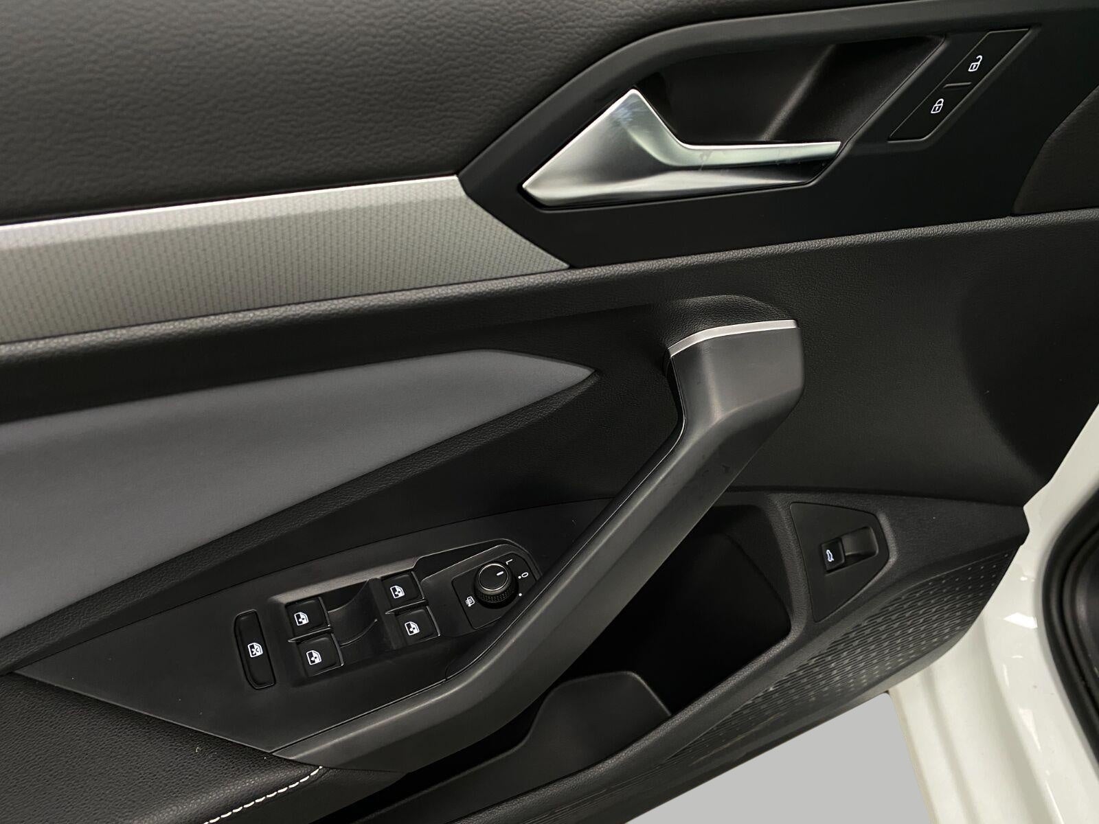 2026 Volkswagen Jetta SE Auto