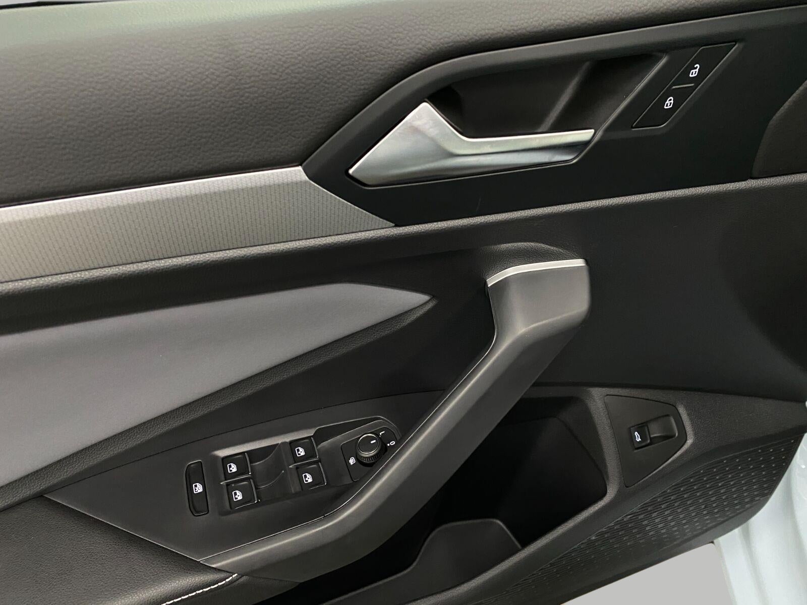 2026 Volkswagen Jetta SE Auto