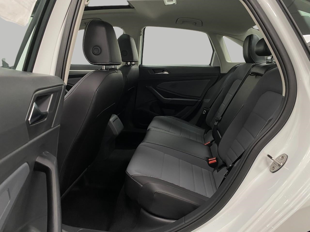 2026 Volkswagen Jetta SE Auto