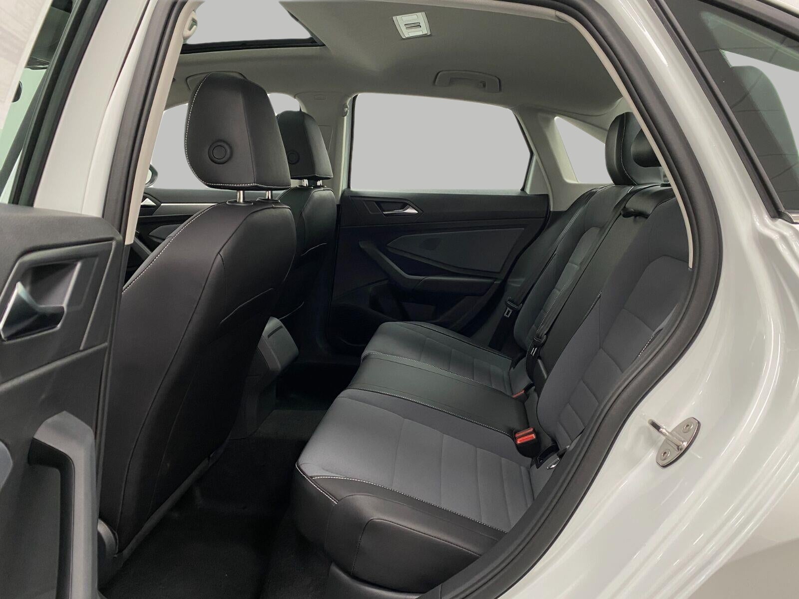 2026 Volkswagen Jetta SE Auto