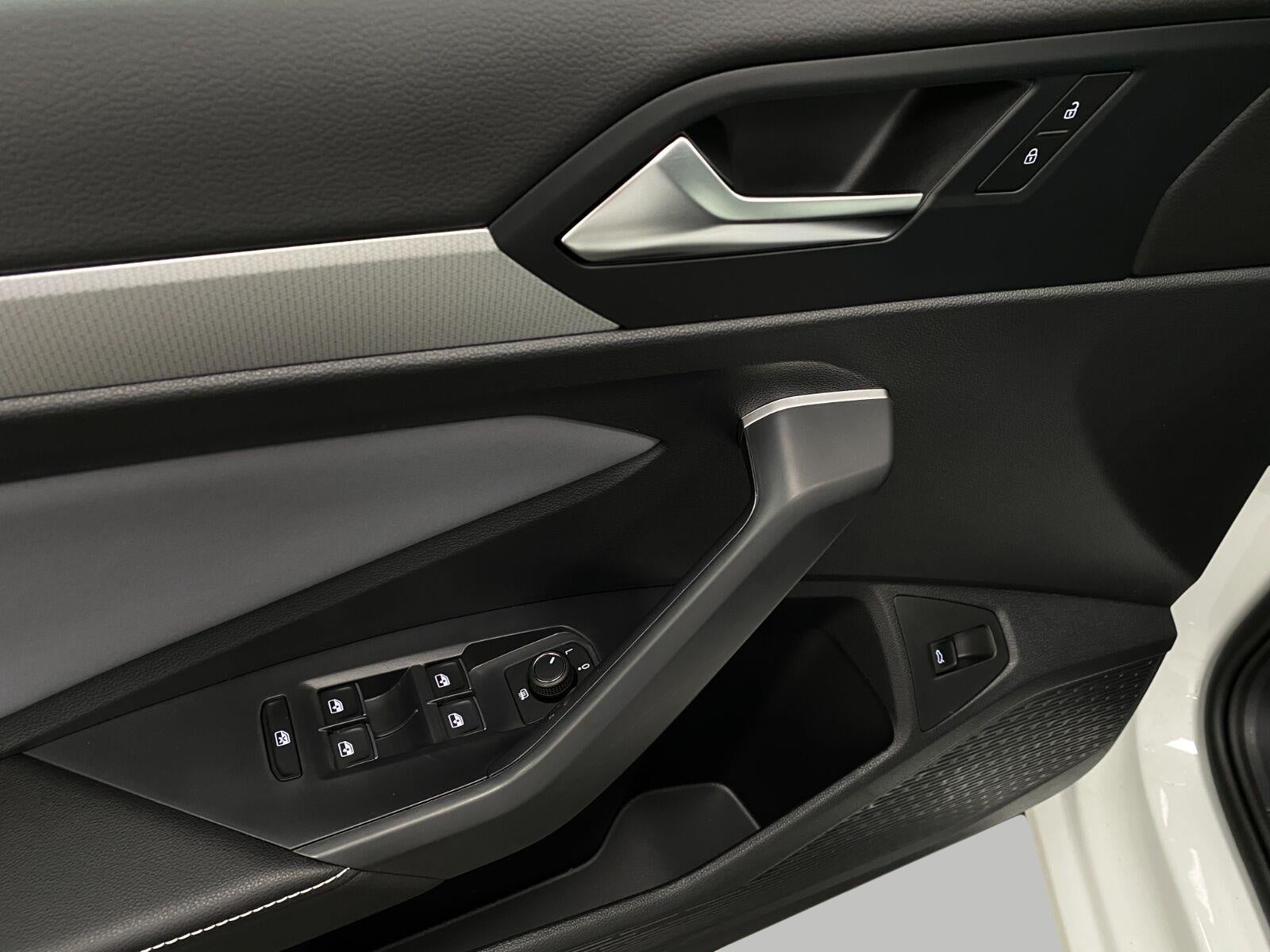 2026 Volkswagen Jetta SE Auto