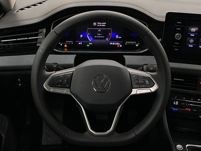 2025 Volkswagen Jetta SE Auto