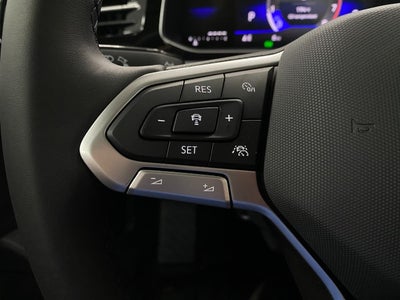 2025 Volkswagen Jetta SE Auto