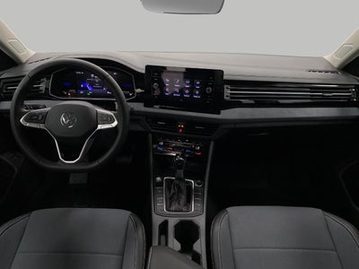 2025 Volkswagen Jetta SE Auto