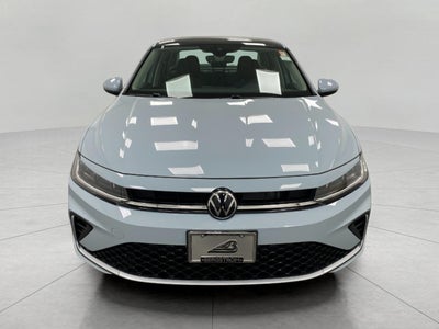 2025 Volkswagen Jetta SE Auto